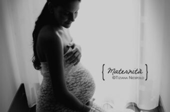 Fotografo Gravidanza Napoli } Pregnancy Photographer Naples Area