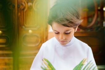 Festeggiare La Comunione al Parco Urbano Sette Nani – Fotografo Comunione Portici