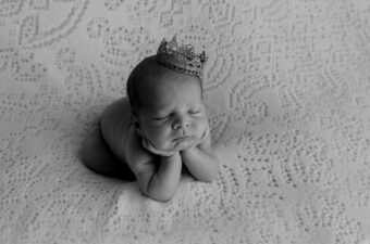 Protetto: L. – Servizio Fotografico Newborn Napoli