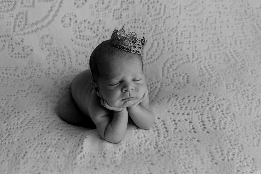 Protetto: L. – Servizio Fotografico Newborn Napoli