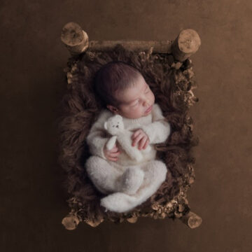 Tiziana Niespolo La prima fotografa specializzata Newborn presente in Campania dal 2009