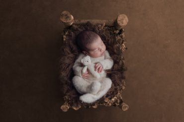 Tiziana Niespolo La prima fotografa specializzata Newborn presente in Campania dal 2009