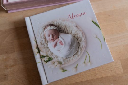 Album essenziale 20×20 – 20 pagine per te scontato a 80€ invece di 100€ e tutti i digitali in omaggio Album essenziale 20×20 – 20 pagine per te scontato a 80€ invece di 100€ e tutti i digitali in omaggio