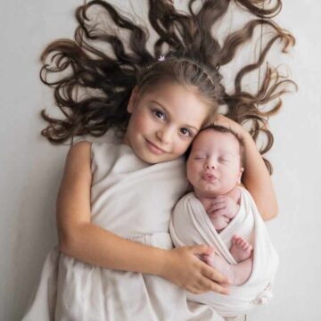 Scegliere un buon fotografo professionista per il tuo servizio fotografico newborn