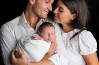 Foto newborn e famiglia