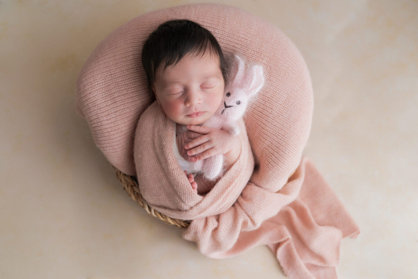 La magia di una sessione fotografica newborn a domicilio - Napoli