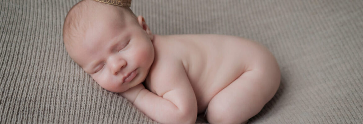 Giuseppe, servizio fotografico newborn a domicilio – Napoli