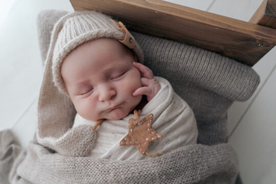 fotografo newborn pomigliano d'arco