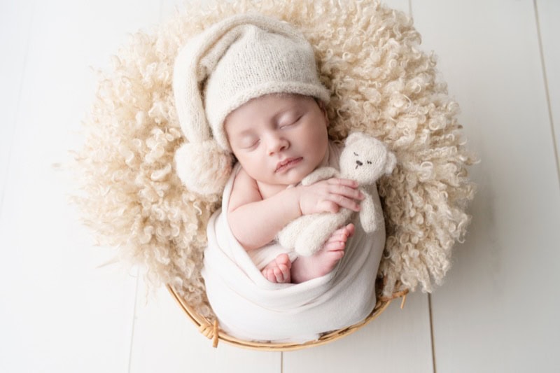 Perché scegliere un servizio newborn a casa