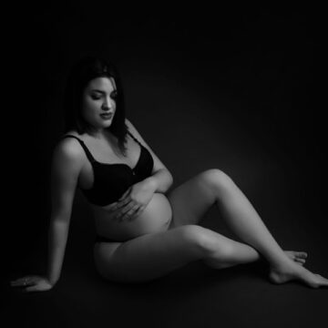 Servizio Fotografico in Gravidanza: Perché è Importante Prenotarlo con un Professionista