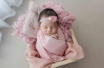 Servizio Fotografico Newborn a Domicilio a Napoli e in Campania