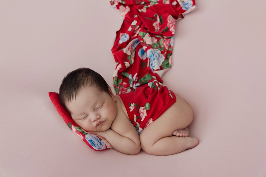 Perché scegliere un servizio newborn a casa