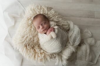 Newborn a Napoli: 5 cose da valutare prima di scegliere il fotografo